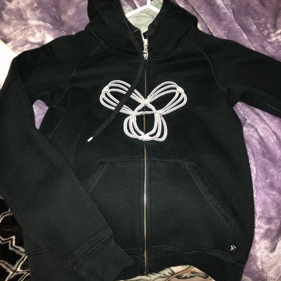 TNA Sweater - Picture 3 of 3